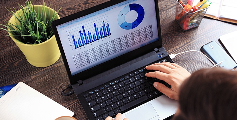 Forecasting: Further Time Series Decomposition in Excel